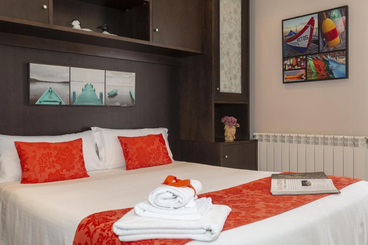 Apartamentos Turisticos Playa De Tapia Tapia De Casariego Room photo